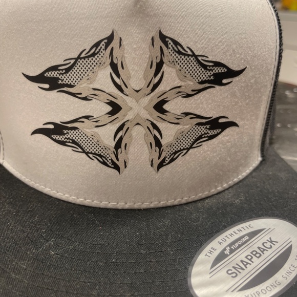 *OFFICIAL* Ken Carson X Man Trucker Hat - Picture 4 of 4